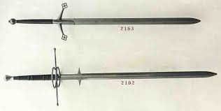 2 handed swords